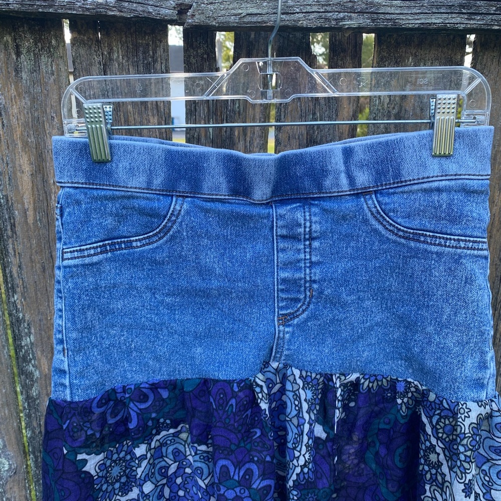 Upcycled No Boundaries Light Blue Denim and Floral Skirt-Size 10 - Picture 2 of 8